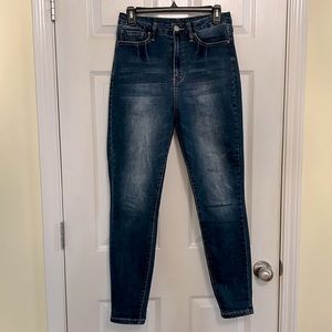 YMI Brand High Rise Dark Denim Jeans. Size 11/30.